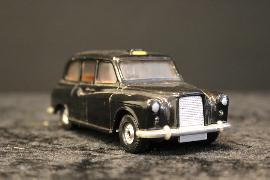 Corgi Austin London Taxi