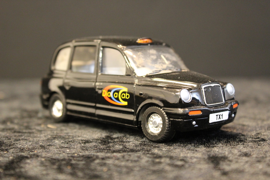 Corgi, Black London Taxi ( Dial A Cab )