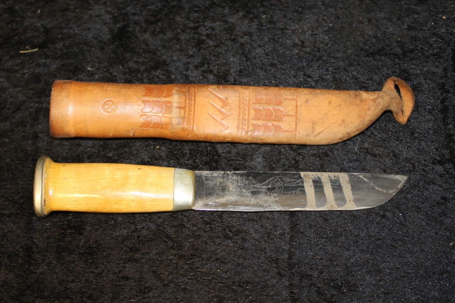 Kniv, signerad J. Marttiini, Finland