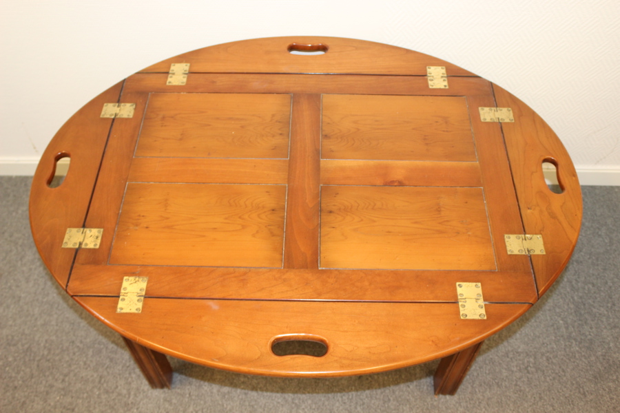 Bord " Butlers tray" jaycee furniture ltd England 1900 talet._2780a_8dca512be5a161f_lg.jpeg