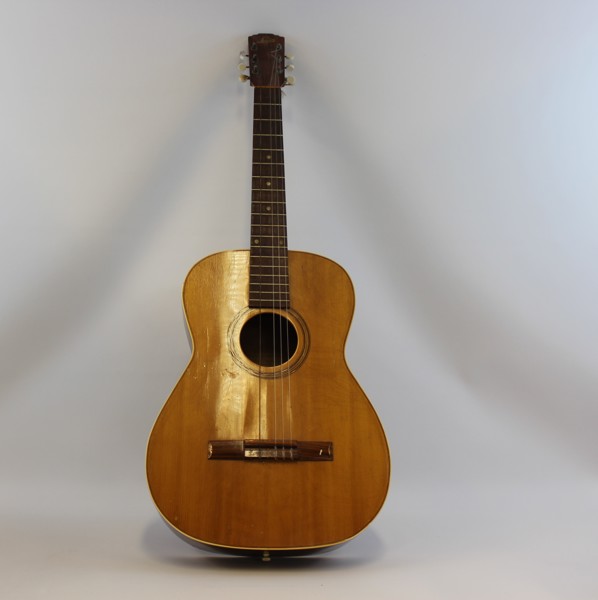 Vintage Levin Gitarr modell nr 118. nr 378262. Från 1958