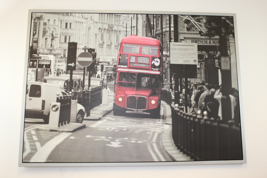 London red bus, Ikea