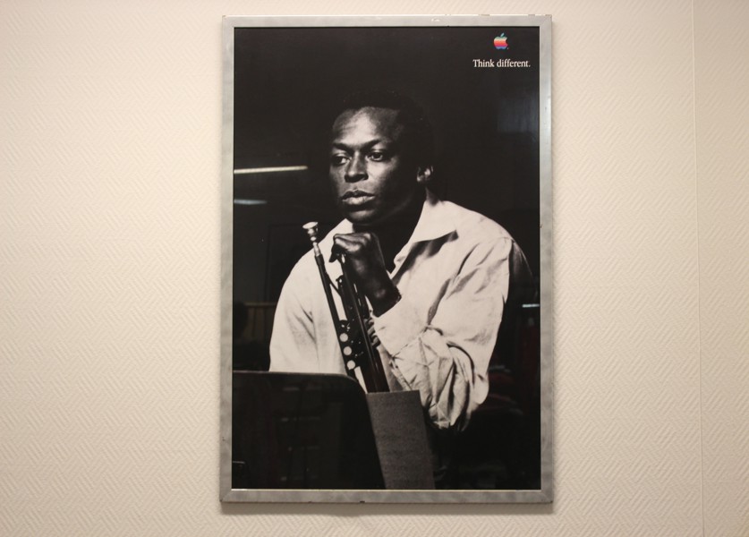 Apple Think Different - Miles Davis - poster 